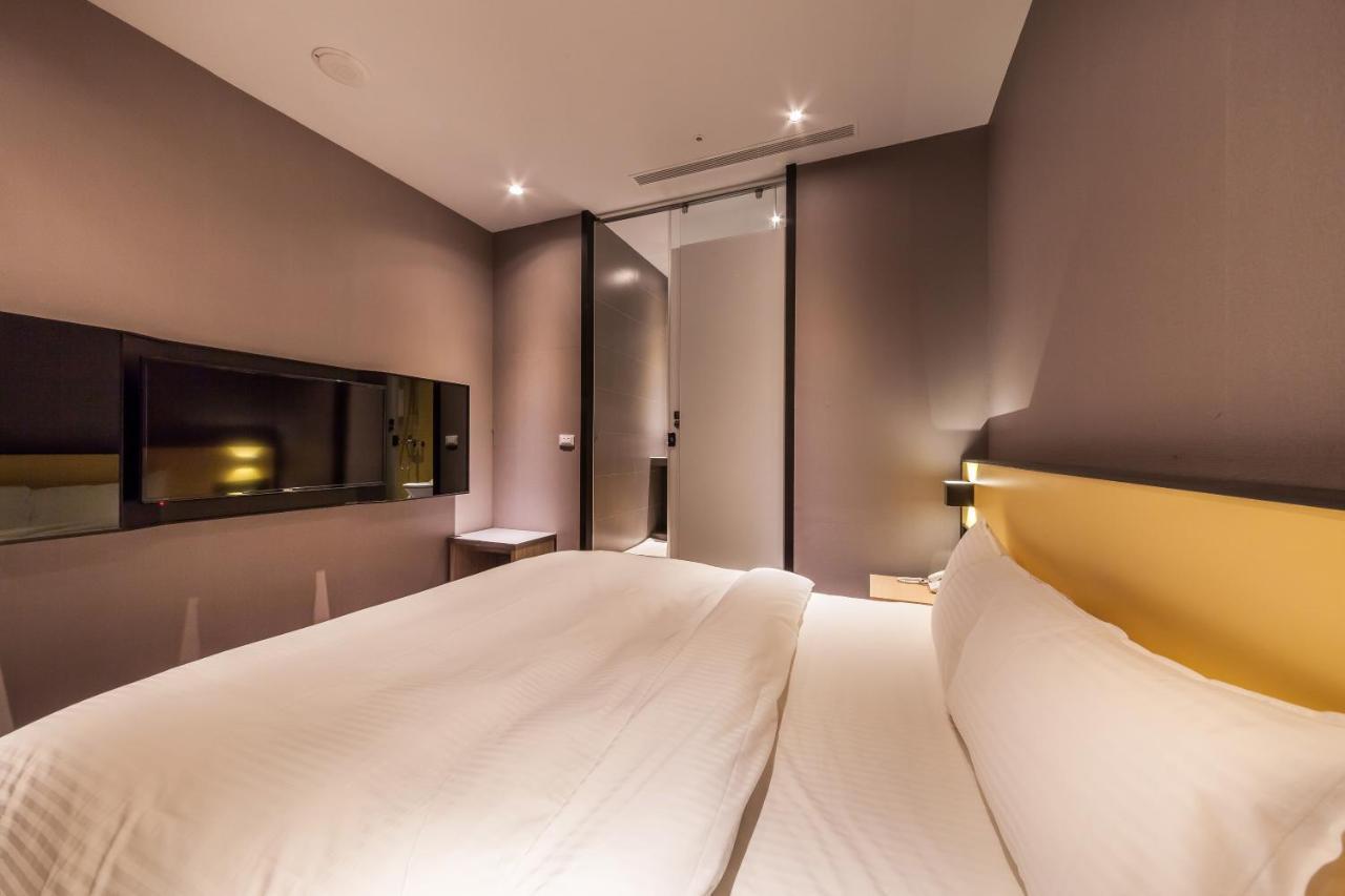 Walker-Taoyuan Hotel ภายนอก รูปภาพ
